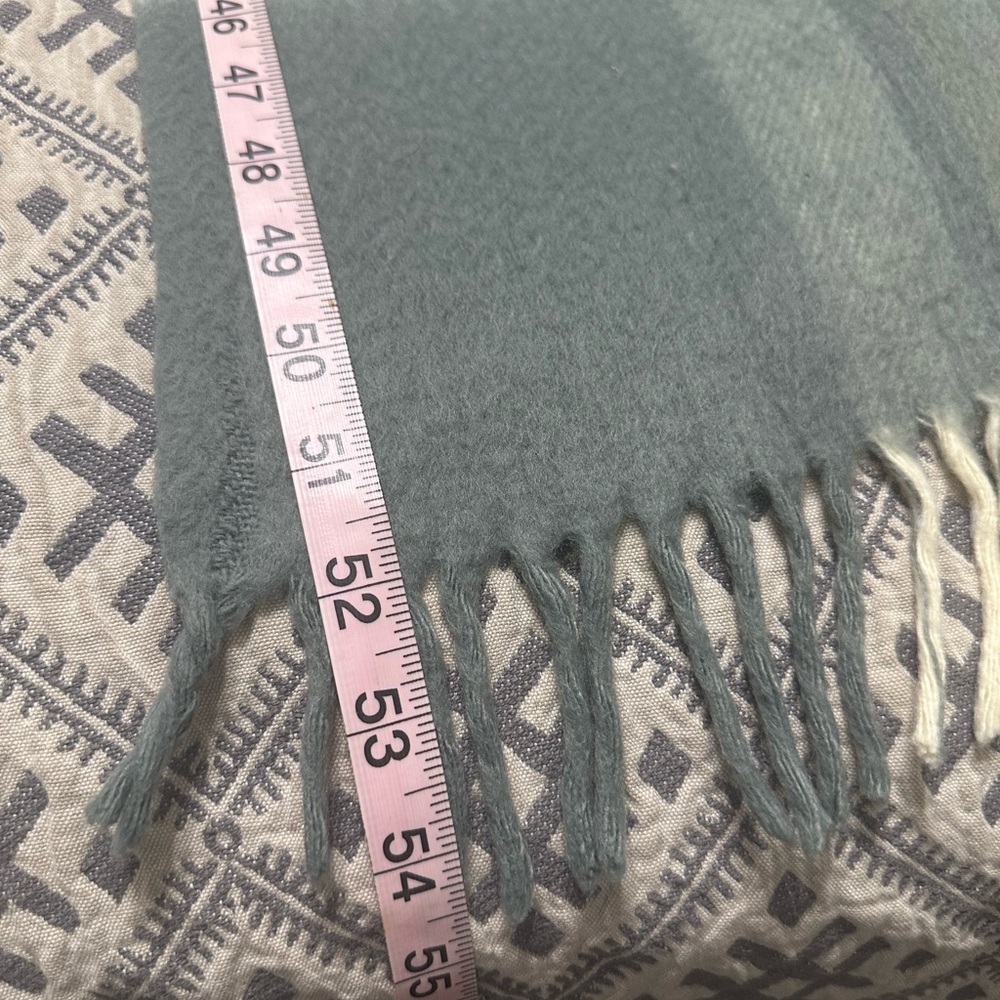 Warm throw - Picture 6 of 8